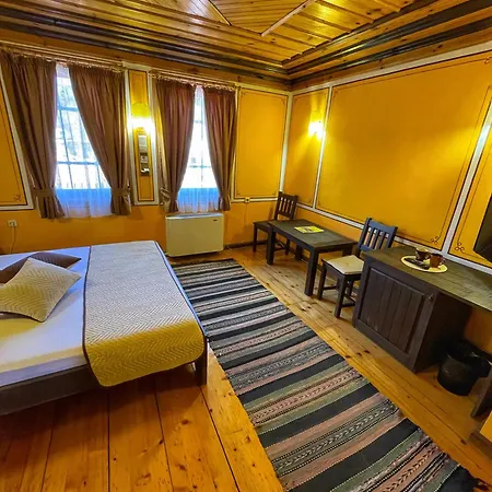 Guest house Guest Colorit 3*