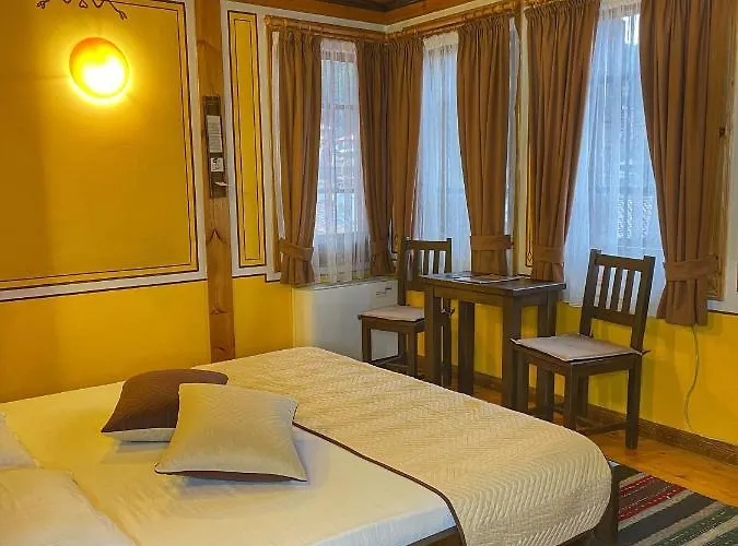 Pensión Guest Colorit 3*